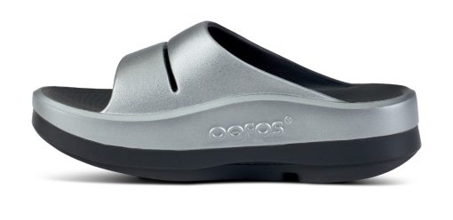 Women's OOmega OOahh Stacked Sandal - Basalt - Image 4