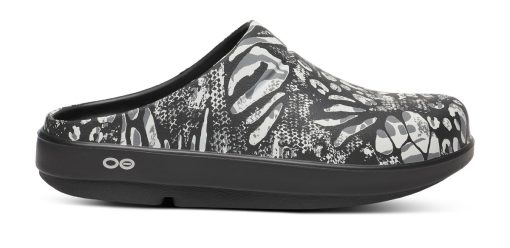 Women's OOcloog Limited Edition Clog - Combo Camo - Image 2