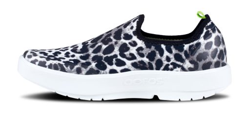 Women's OOmg eeZee Low Shoe - White Gray Cheetah (SALE) - Image 7