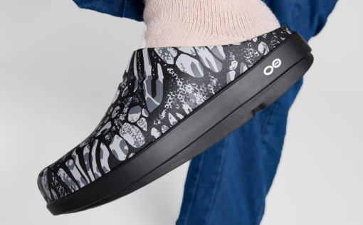 Women's OOcloog Limited Edition Clog - Combo Camo - Image 3