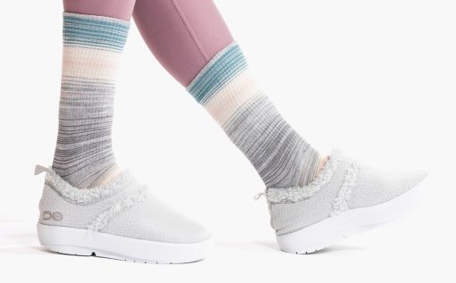 Women's OOcoozie Low Shoe - Light Gray (SALE) - Image 3