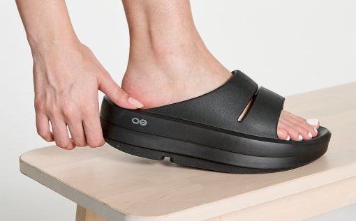 Women's OOmega OOahh Sandal - Black - Image 5