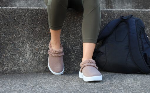 Women's OOcoozie Low Shoe - Chocolate - Image 4