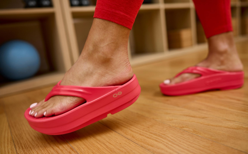 Women's OOmega OOlala Sandal - Neon Berry - Image 5