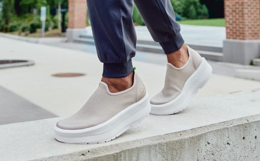 Women's OOmega eeZee Low Shoe - Nomad - Image 4