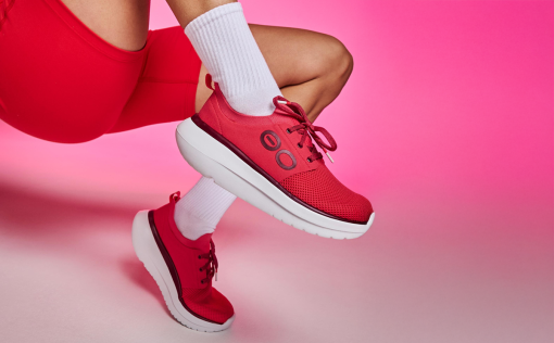 Women's OOmy Stride - Neon Berry - Image 3